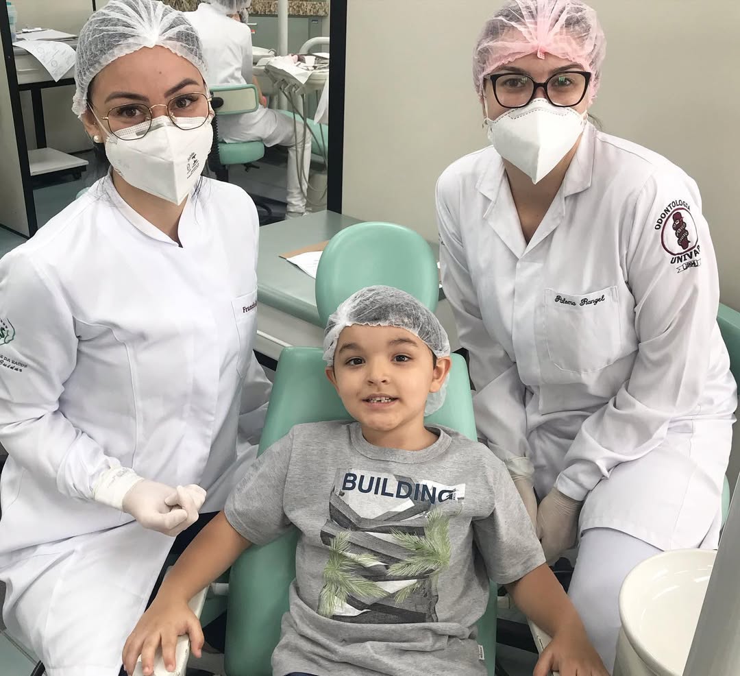 Odontopediatria com Carinho